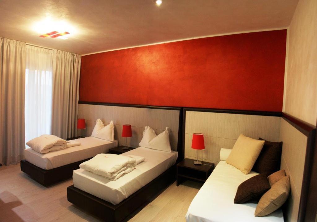 La Casa Degli Angeli - Agli Angeli Ristorante Pizzeria Bed & Breakfast Pertegada Cameră foto
